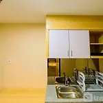 Cozy And Comfort Living Studio De Prima Apartment By Travelio